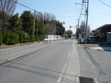 前面道路　県道吉場安行・東京線