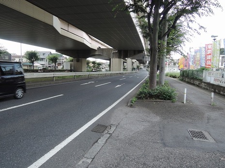 前面道路　県道足立・川口線