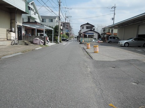 北側前面道路