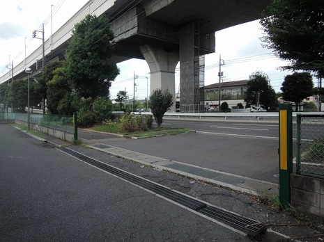 前面道路　首都高川口線と県道足立・川口線